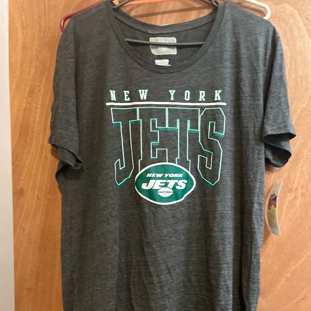Men’s Official New York Jets Tee Shirt Size S NWT